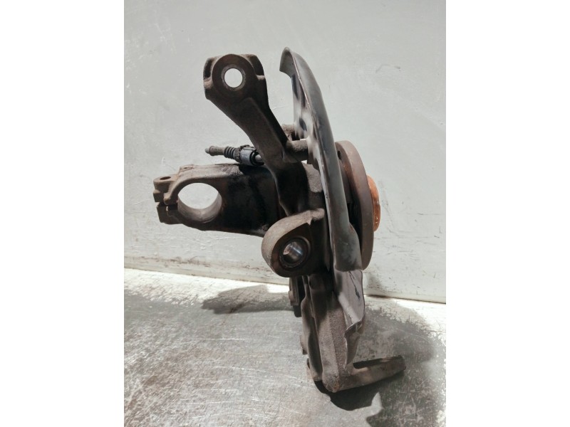 Recambio de mangueta delantera derecha para volkswagen golf iv berlina (1j1) referencia OEM IAM 1J06AJ  