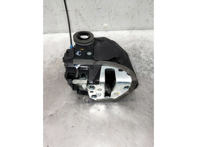 Recambio de motor cierre centralizado trasero derecho para toyota auris business referencia OEM IAM   5P