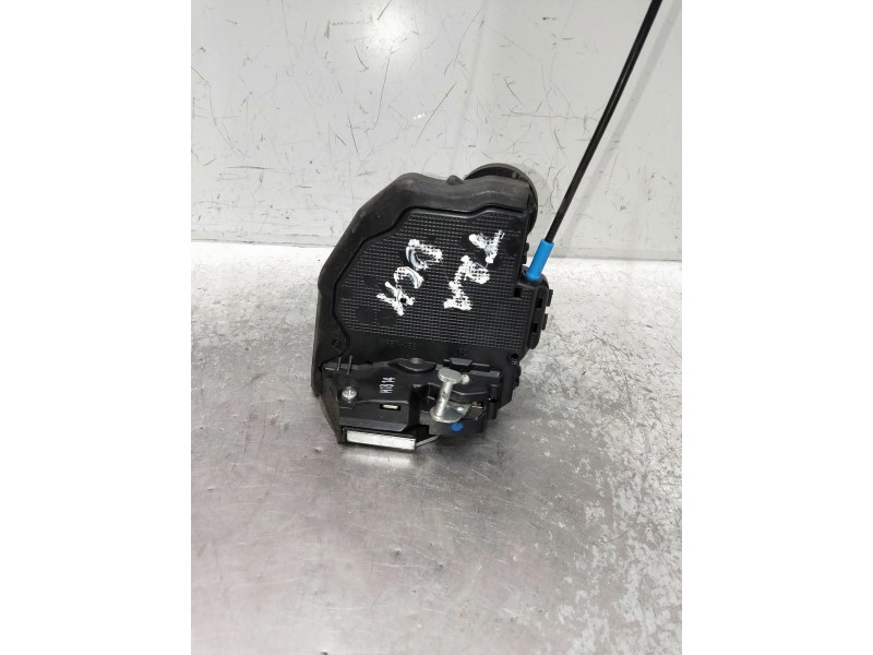 Recambio de motor cierre centralizado trasero derecho para toyota auris business referencia OEM IAM   5P