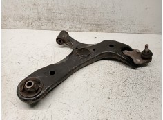 Recambio de brazo suspension inferior delantero derecho para toyota auris business referencia OEM IAM   