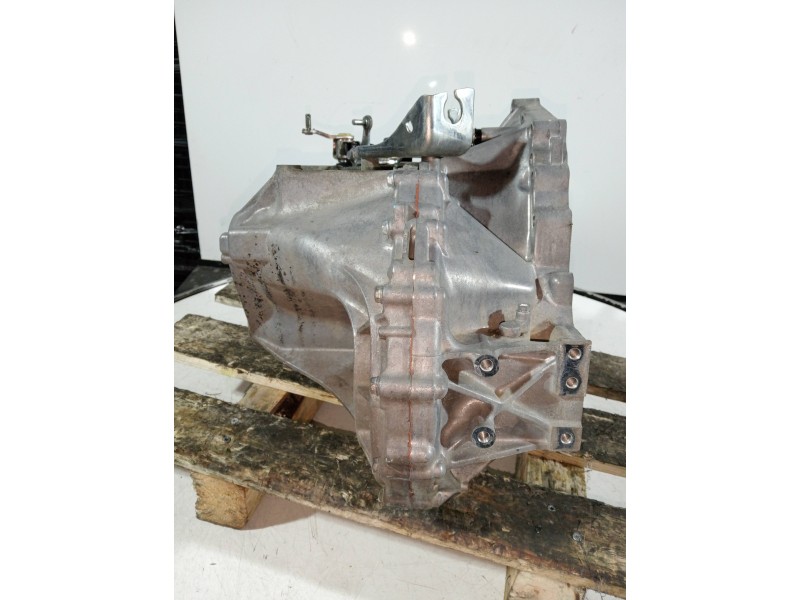 Recambio de caja cambios para toyota auris luna referencia OEM IAM   6V