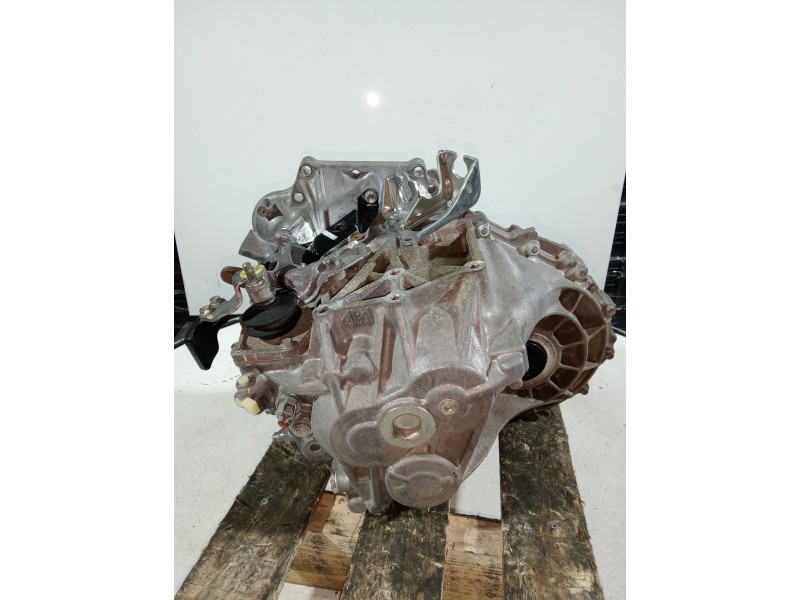 Recambio de caja cambios para toyota auris luna referencia OEM IAM   6V