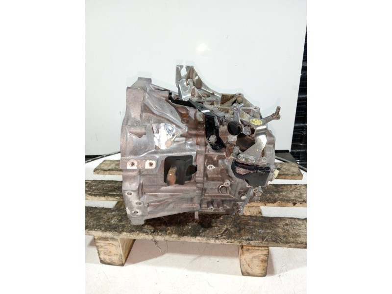 Recambio de caja cambios para toyota auris luna referencia OEM IAM   6V