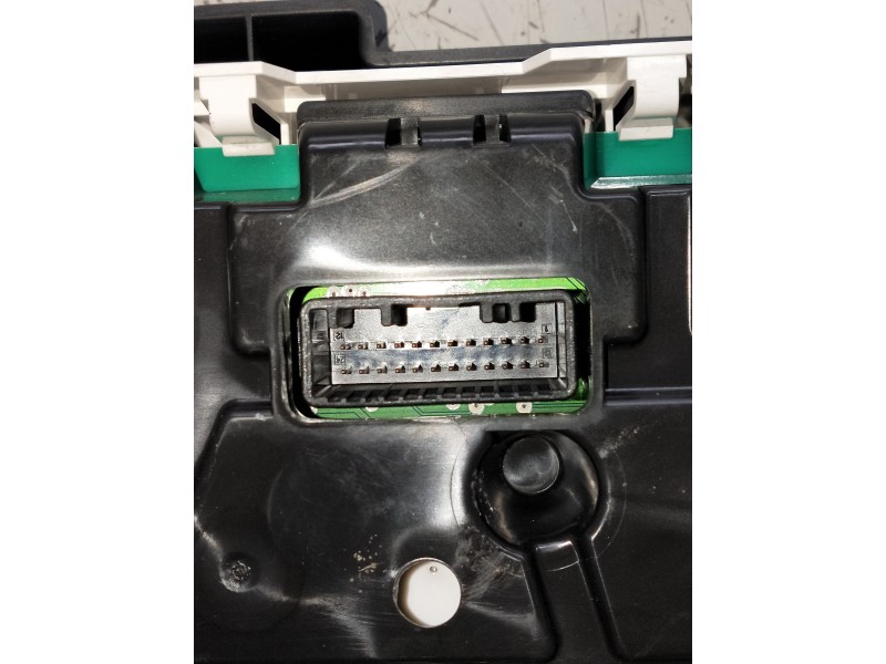 Recambio de cuadro instrumentos para renault captur referencia OEM IAM 248109520R  