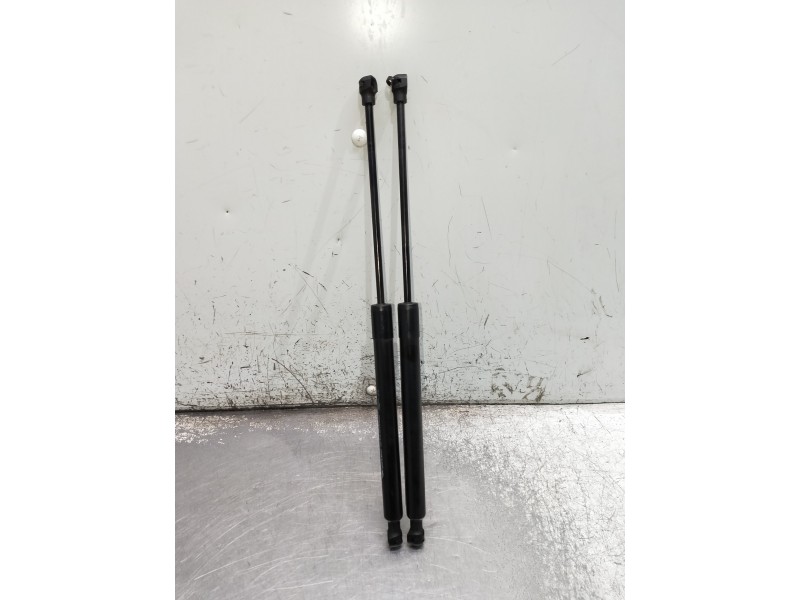 Recambio de amortiguadores maletero / porton para renault captur referencia OEM IAM   