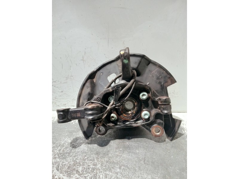 Recambio de mangueta delantera derecha para mazda cx-3 referencia OEM IAM   