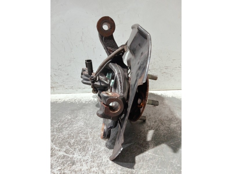 Recambio de mangueta delantera derecha para mazda cx-3 referencia OEM IAM   