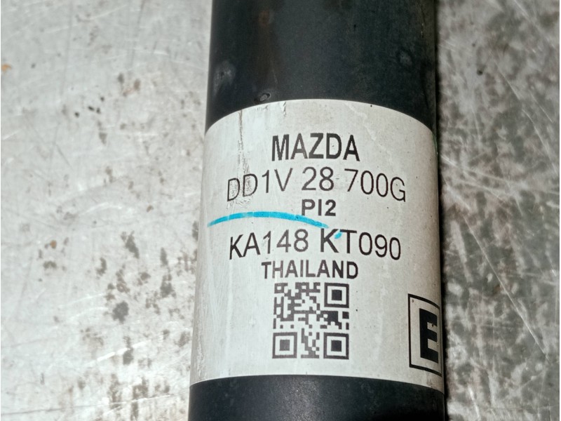 Recambio de amortiguador trasero derecho para mazda cx-3 referencia OEM IAM KA148KT090 DD1V28700G 