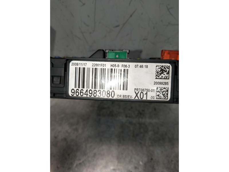 Recambio de caja reles / fusibles para peugeot 207 1.4 referencia OEM IAM 9664983080 BSIEVX0100 