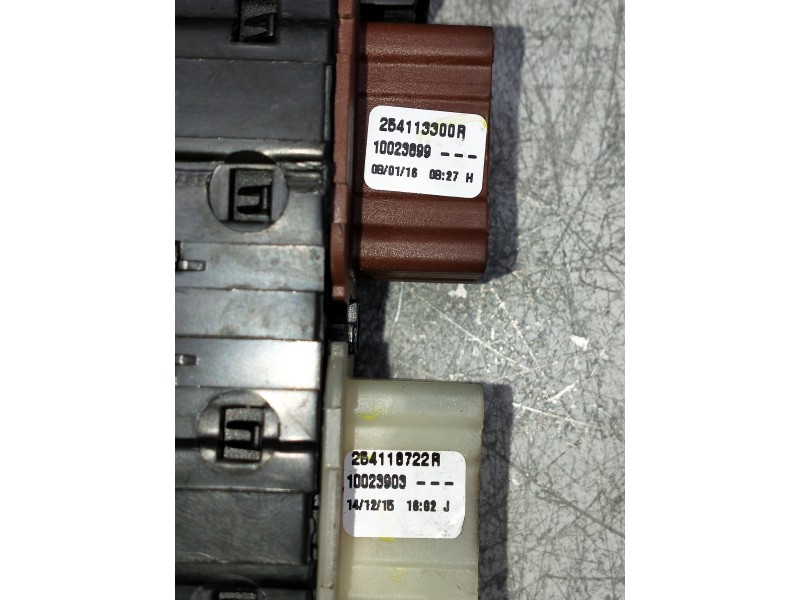 Recambio de motor elevalunas delantero izquierdo para renault captur referencia OEM IAM 2544113300R 254118722R 5P