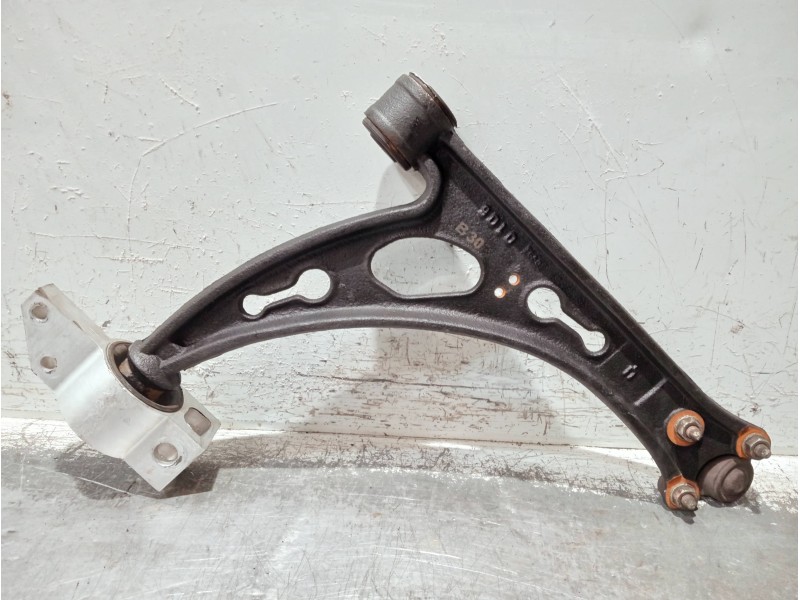 Recambio de brazo suspension inferior delantero izquierdo para seat leon (1p1) referencia OEM IAM   