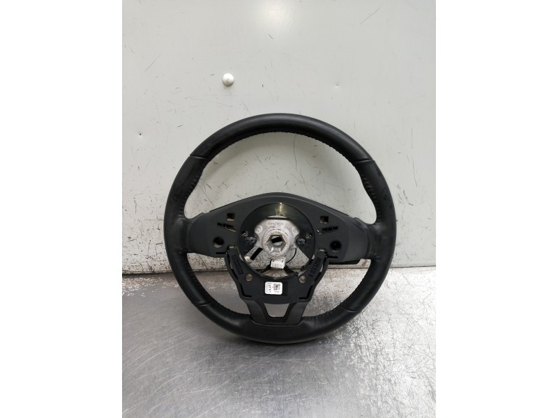 Recambio de volante para mazda cx-3 referencia OEM IAM   