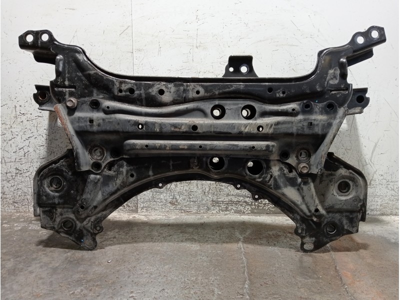 Recambio de puente trasero para toyota auris business referencia OEM IAM   LA CUNA