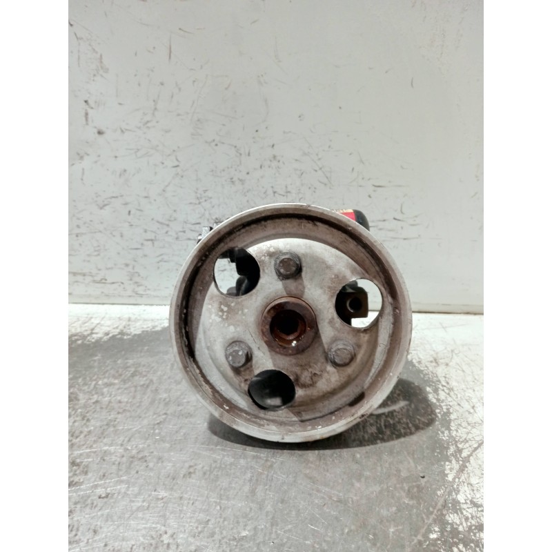 Recambio de bomba direccion para renault clio ii fase i (b/cbo) 1.4 alize referencia OEM IAM 7700431286 7700431283 26077782RP