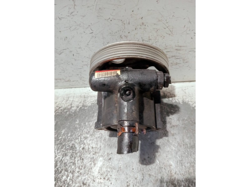 Recambio de bomba direccion para renault clio ii fase i (b/cbo) 1.4 alize referencia OEM IAM 7700431286 7700431283 26077782RP