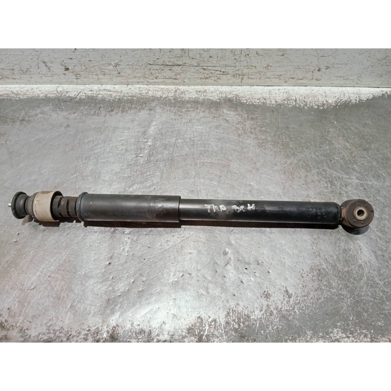Recambio de amortiguador trasero derecho para renault clio ii fase i (b/cbo) 1.4 alize referencia OEM IAM 7700426693D 0305100041
