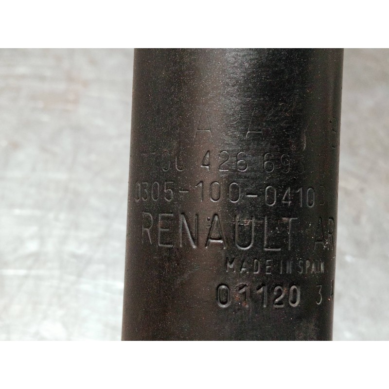 Recambio de amortiguador trasero izquierdo para renault clio ii fase i (b/cbo) 1.4 alize referencia OEM IAM 7700426693D 03051000