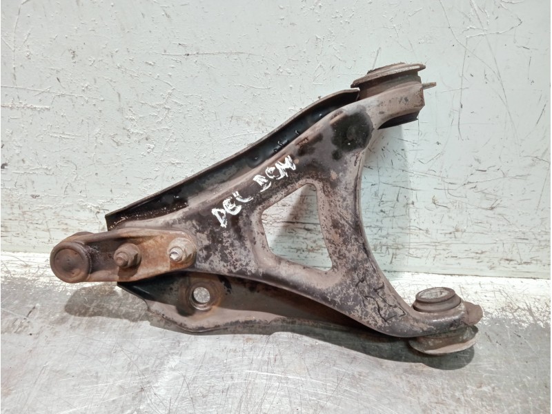 Recambio de brazo suspension inferior delantero derecho para renault clio ii fase i (b/cbo) 1.4 alize referencia OEM IAM   