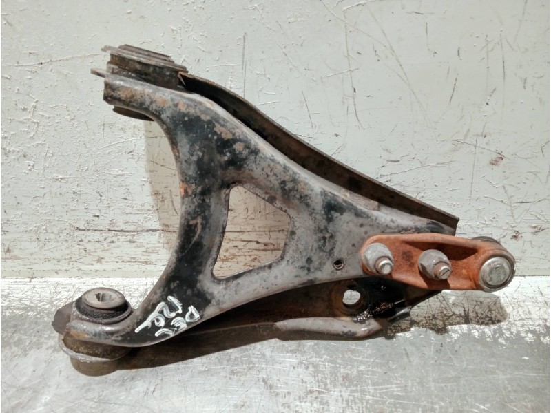 Recambio de brazo suspension inferior delantero izquierdo para renault clio ii fase i (b/cbo) 1.4 alize referencia OEM IAM   