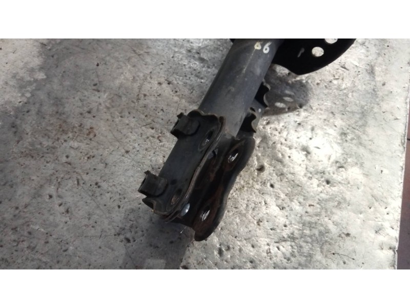 Recambio de amortiguador delantero derecho para hyundai i40 1.7 crdi cat referencia OEM IAM 546613Z330  