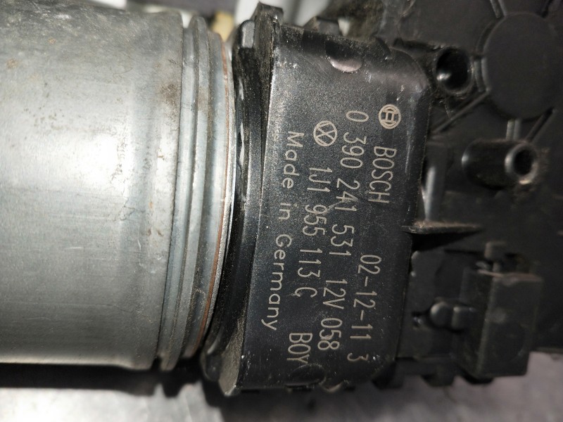 Recambio de motor limpia delantero para volkswagen golf iv berlina (1j1) referencia OEM IAM 0390241531 1J1955113C 