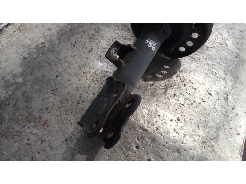 Recambio de amortiguador delantero izquierdo para hyundai i40 1.7 crdi cat referencia OEM IAM 546513Z330  