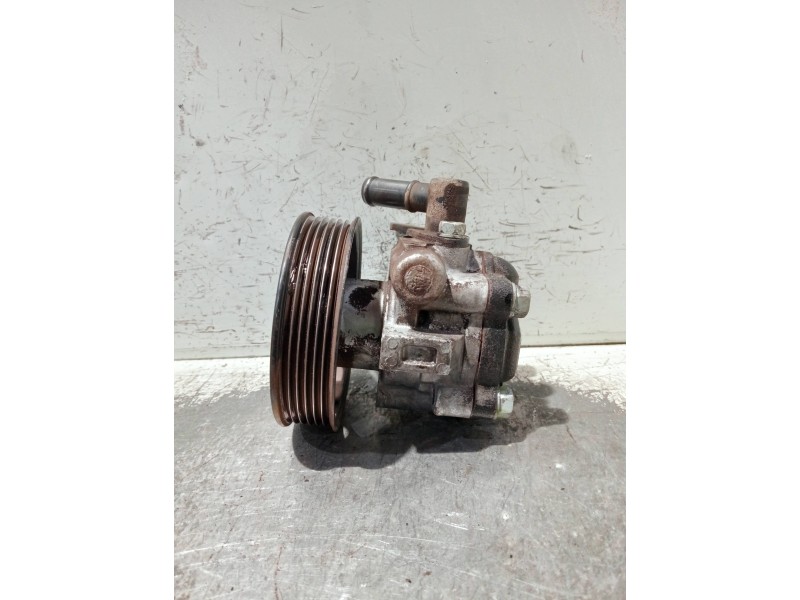 Recambio de bomba direccion para hyundai accent (lc) crdi gl referencia OEM IAM Y8T11  