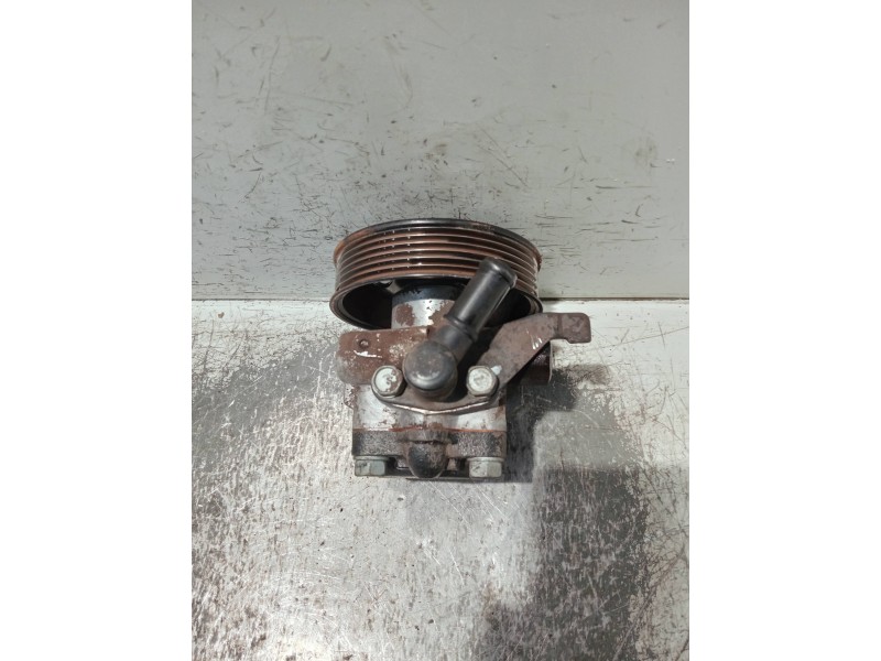 Recambio de bomba direccion para hyundai accent (lc) crdi gl referencia OEM IAM Y8T11  