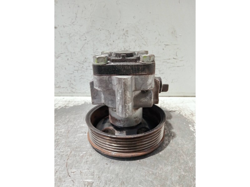 Recambio de bomba direccion para hyundai accent (lc) crdi gl referencia OEM IAM Y8T11  