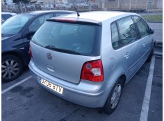 volkswagen polo (9n1) del año 2002 2