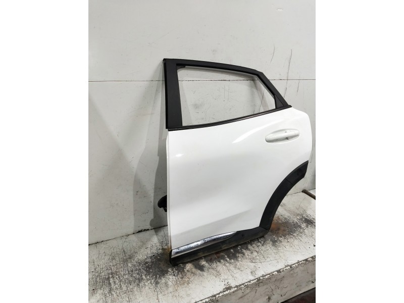 Recambio de puerta trasera derecha para ford puma referencia OEM IAM   5P