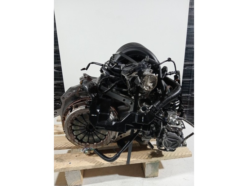 Recambio de motor completo para mazda cx-3 referencia OEM IAM PE 21031594 