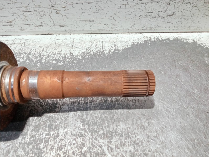 Recambio de transmision trasera izquierda para land rover discovery v6 td s referencia OEM IAM   