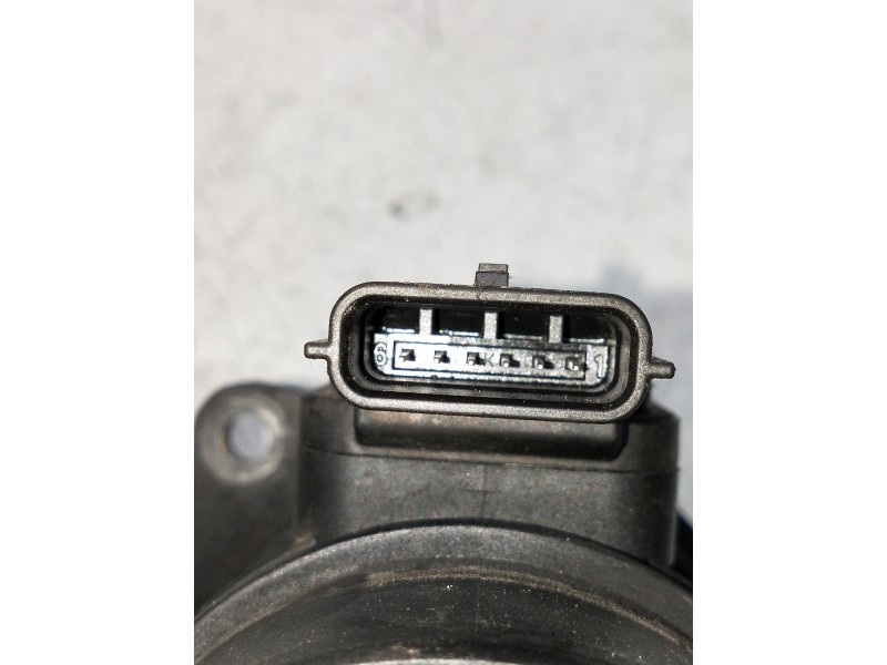 Recambio de caudalimetro para renault kangoo referencia OEM IAM 8200280060 H8200300002 5WK97009