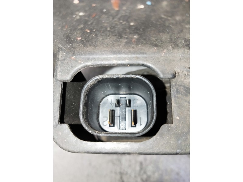 Recambio de electroventilador para mercedes clase c (w203) berlina referencia OEM IAM A2035000293 885001966 