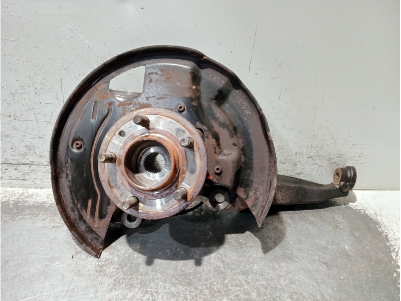 Recambio de mangueta delantera izquierda para land rover discovery v6 td s referencia OEM IAM RUB000234LH  