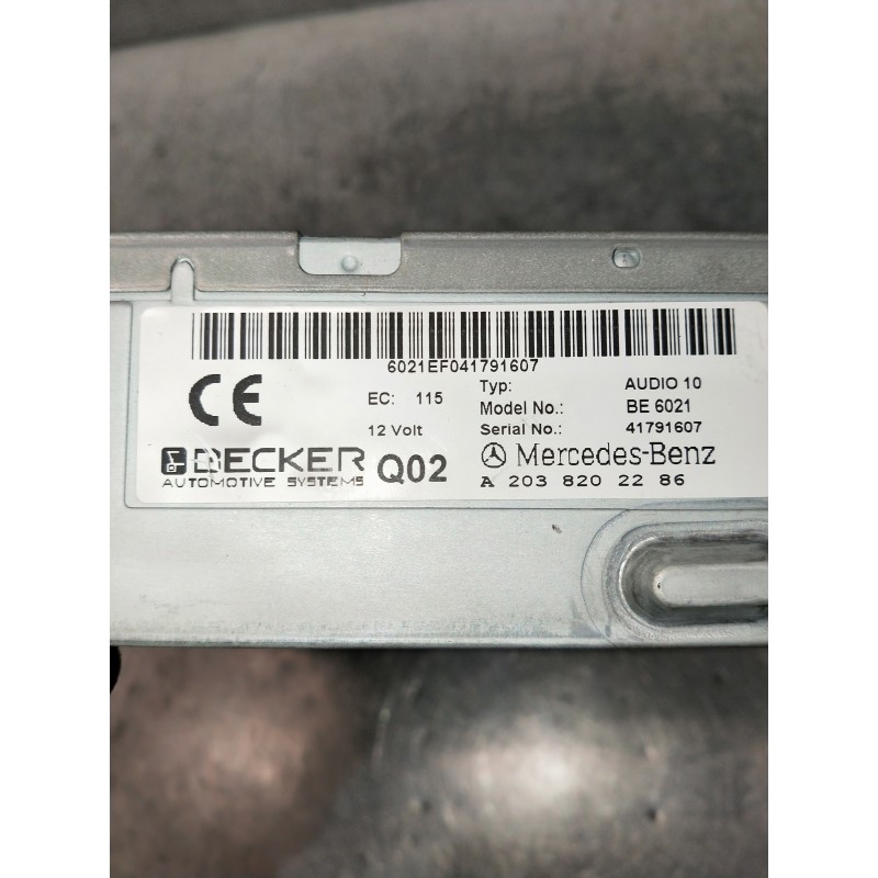 Recambio de sistema audio / radio cd para mercedes clase c (w203) berlina referencia OEM IAM A2038202286 41791607 