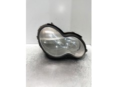 Recambio de faro derecho para mercedes clase c (w203) berlina referencia OEM IAM 0301166202  