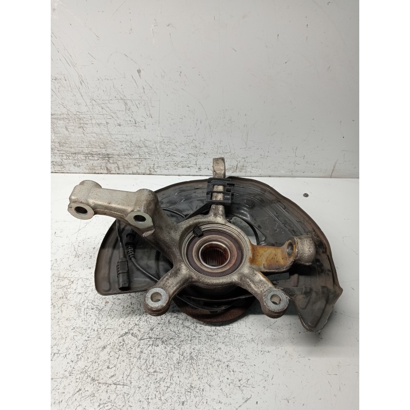 Recambio de mangueta delantera derecha para mercedes clase b (w246) b 180 cdi be (246.200) referencia OEM IAM   