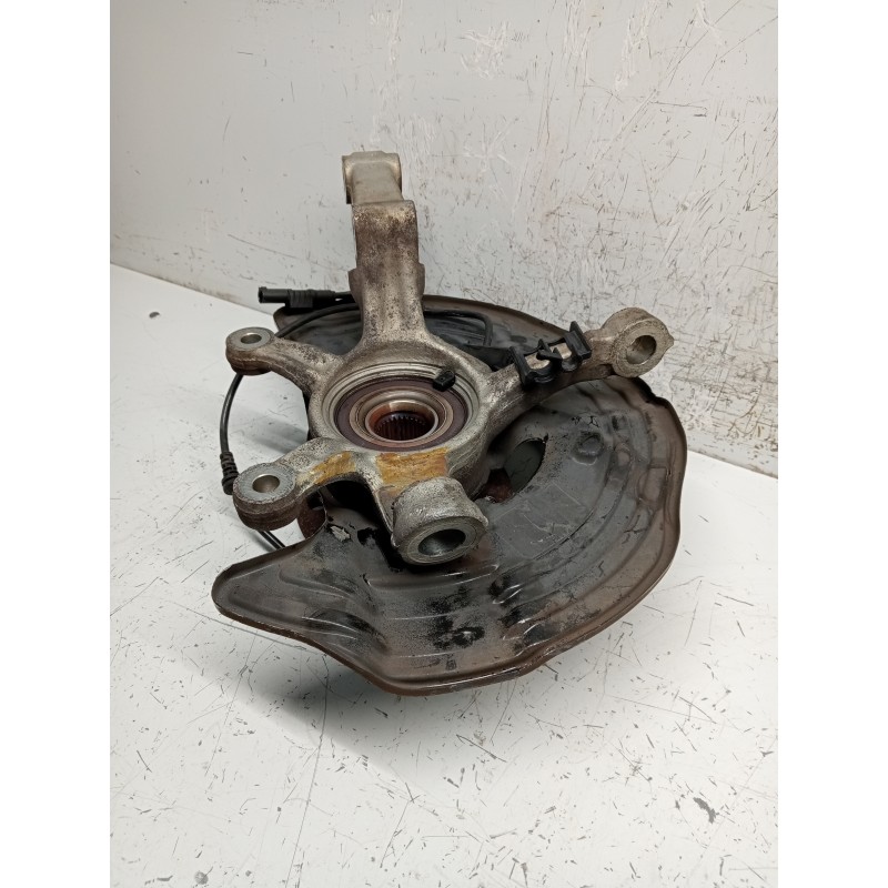 Recambio de mangueta delantera derecha para mercedes clase b (w246) b 180 cdi be (246.200) referencia OEM IAM   