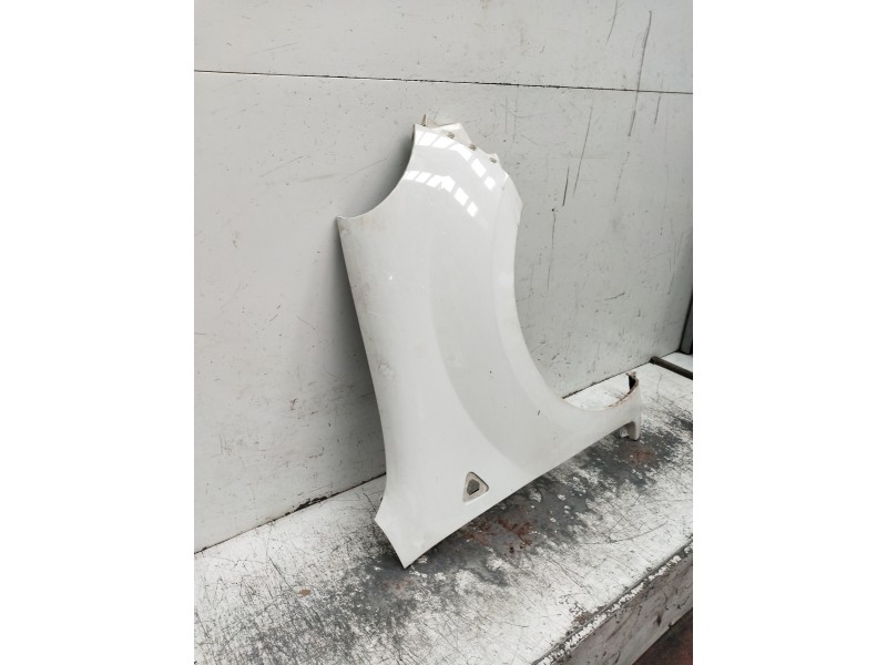 Recambio de aleta delantera derecha para renault kangoo (f/kc0) referencia OEM IAM   