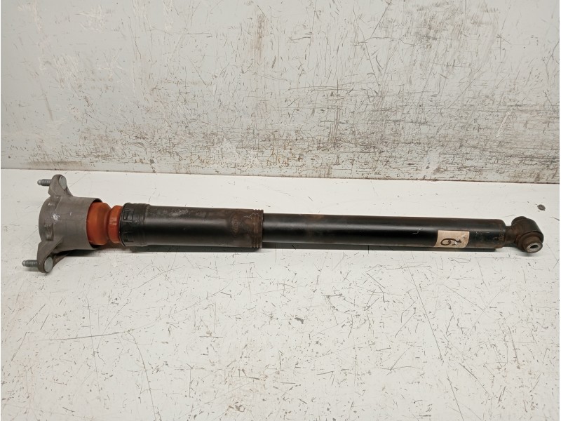 Recambio de amortiguador trasero izquierdo para mercedes clase b (w246) b 180 cdi be (246.200) referencia OEM IAM A2463201931  