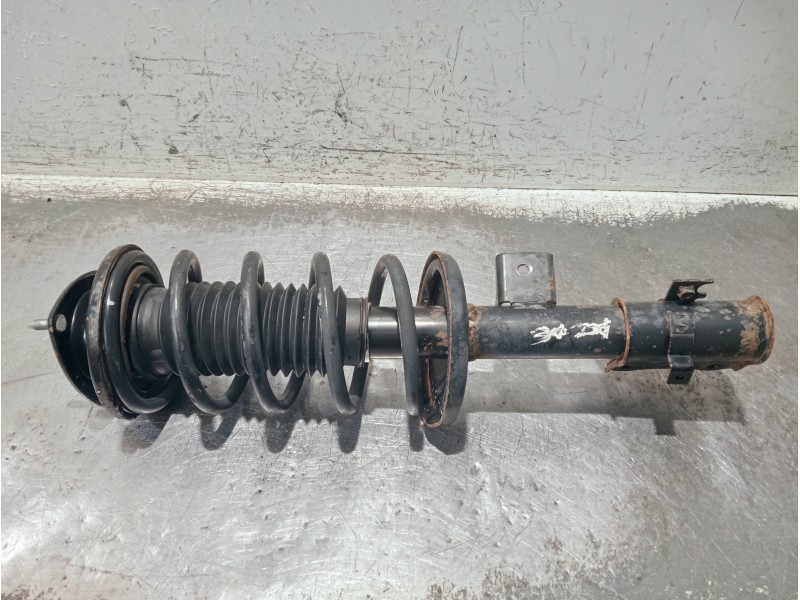 Recambio de amortiguador delantero derecho para suzuki grand vitara jb (jt) referencia OEM IAM 4160265J00  