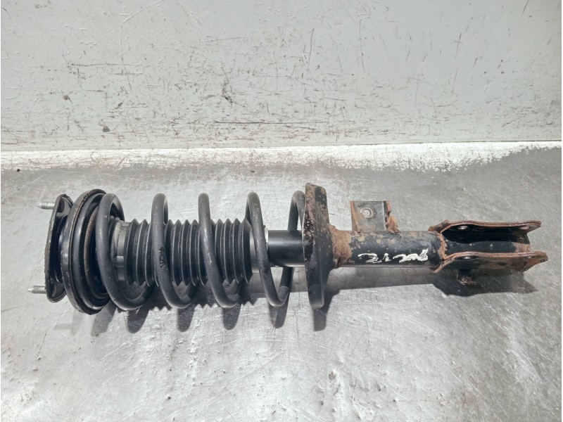 Recambio de amortiguador delantero izquierdo para suzuki grand vitara jb (jt) referencia OEM IAM 4160265J00  