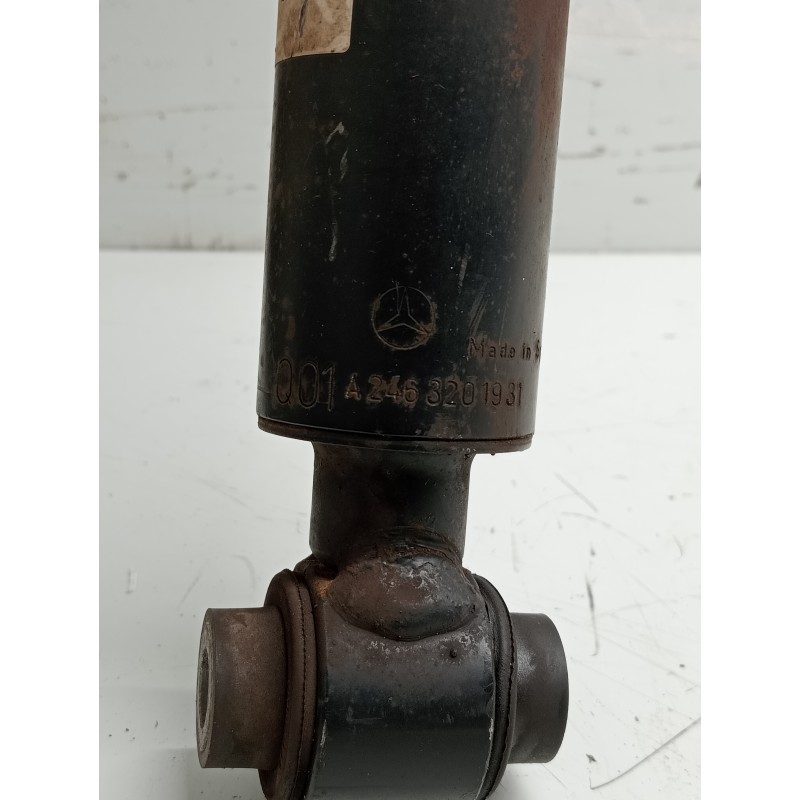 Recambio de amortiguador trasero izquierdo para mercedes clase b (w246) b 180 cdi be (246.200) referencia OEM IAM A2463201931  