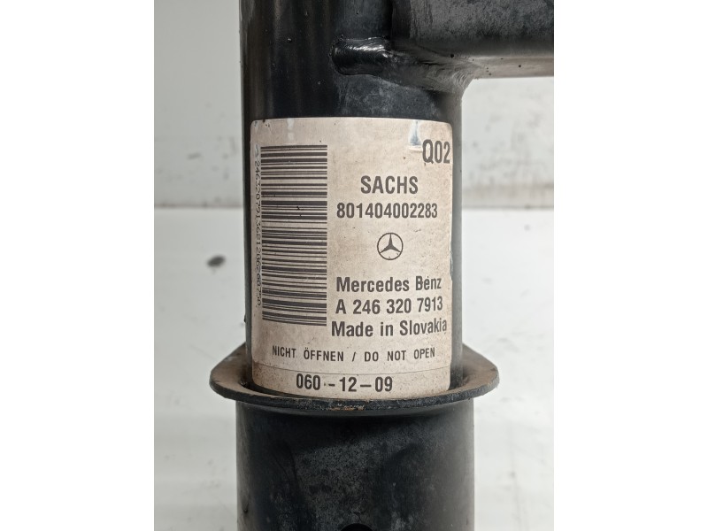 Recambio de amortiguador delantero izquierdo para mercedes clase b (w246) b 180 cdi be (246.200) referencia OEM IAM A2463207913 