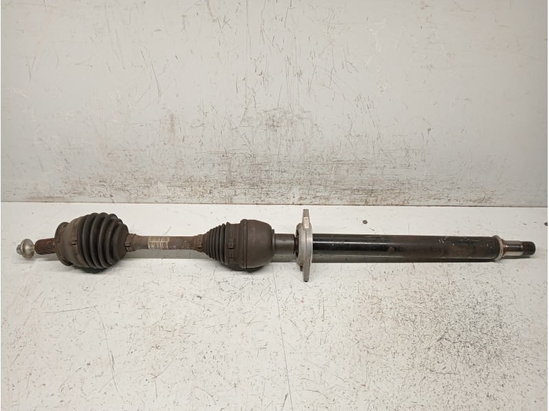 Recambio de transmision delantera derecha para mercedes clase b (w246) b 180 cdi be (246.200) referencia OEM IAM 2463303200  