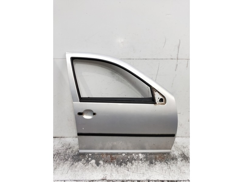 Recambio de puerta delantera derecha para volkswagen golf iv berlina (1j1) referencia OEM IAM   5P