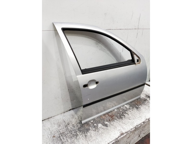 Recambio de puerta delantera derecha para volkswagen golf iv berlina (1j1) referencia OEM IAM   5P