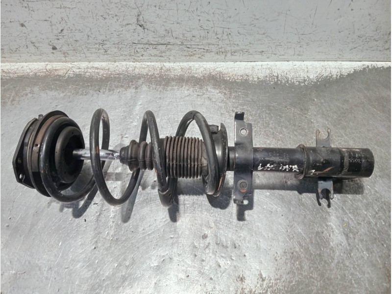 Recambio de amortiguador delantero derecho para renault laguna ii (bg0) referencia OEM IAM 8200117298 03061000092 